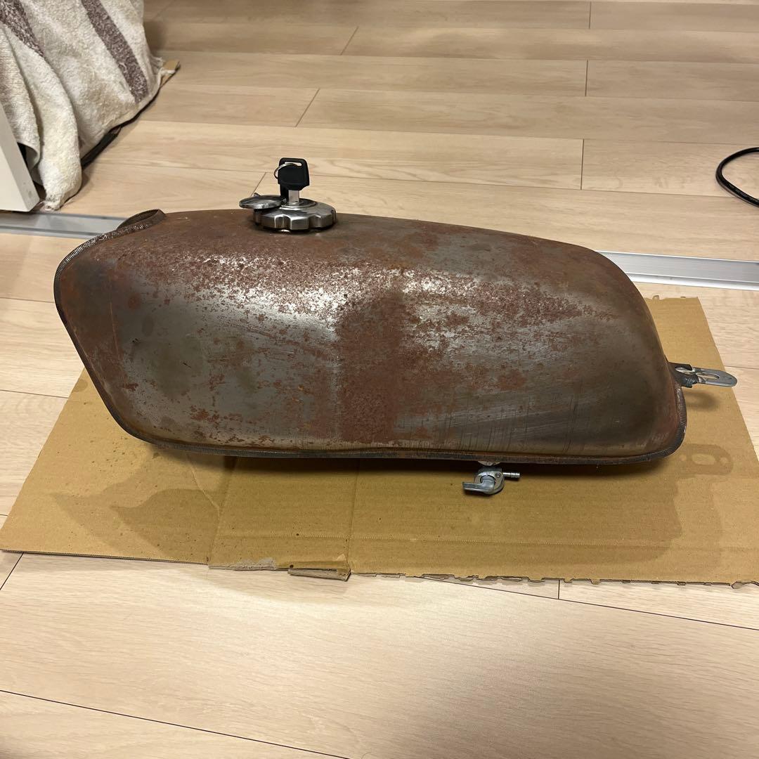 お*中様 sr400 社外タンク　シート付