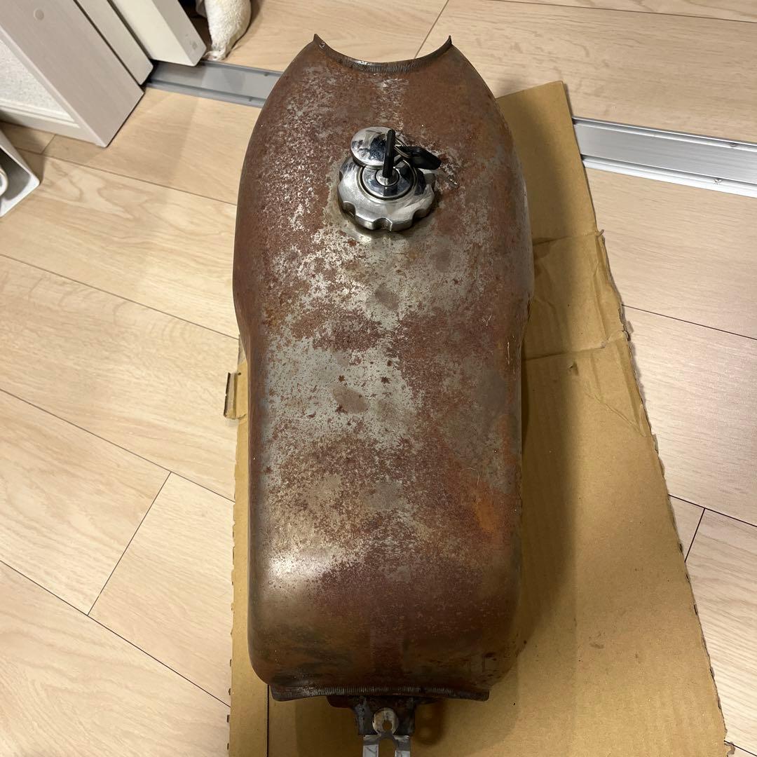 お*中様 sr400 社外タンク　シート付