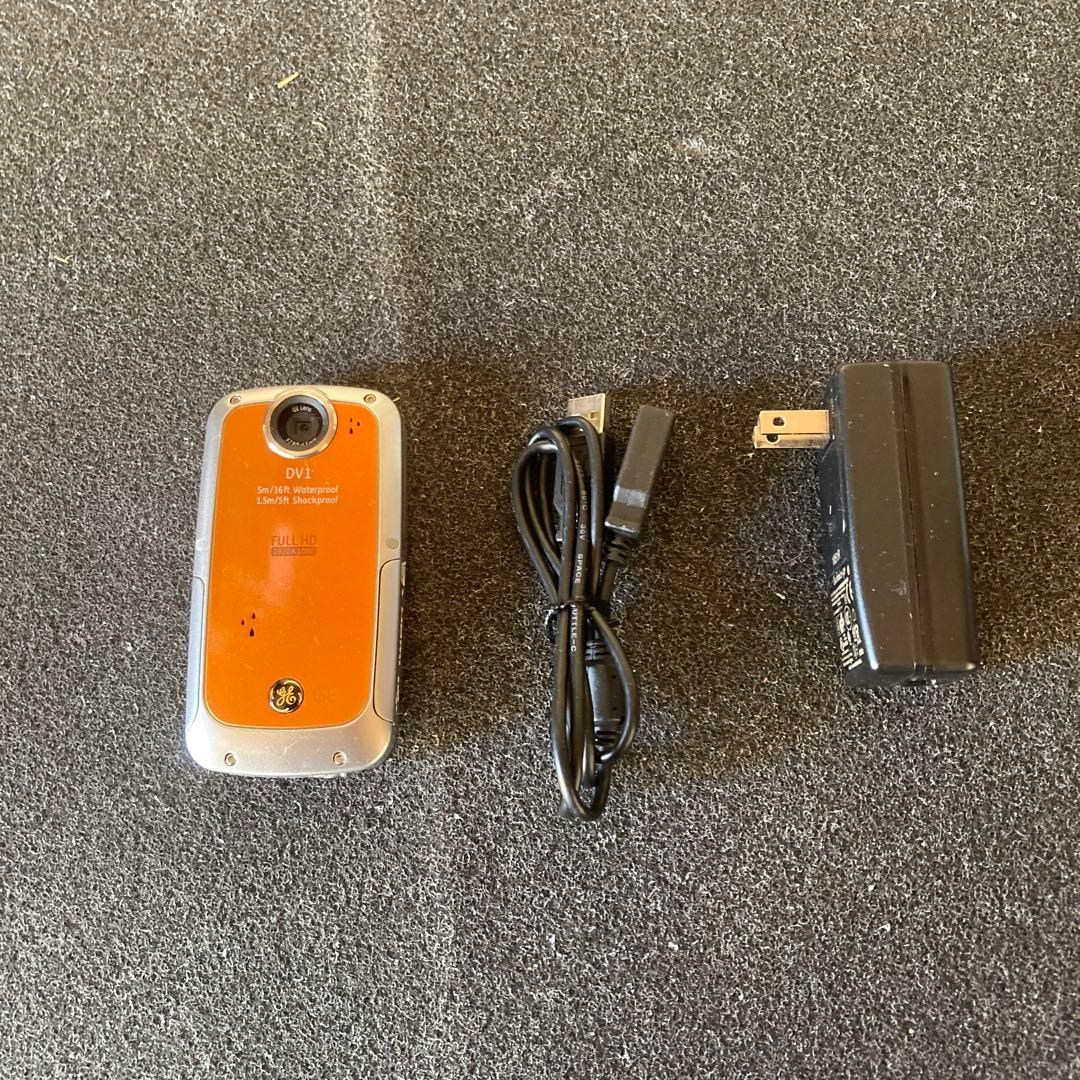 GE DV1 ビデオカメラ 本体 充電器付き