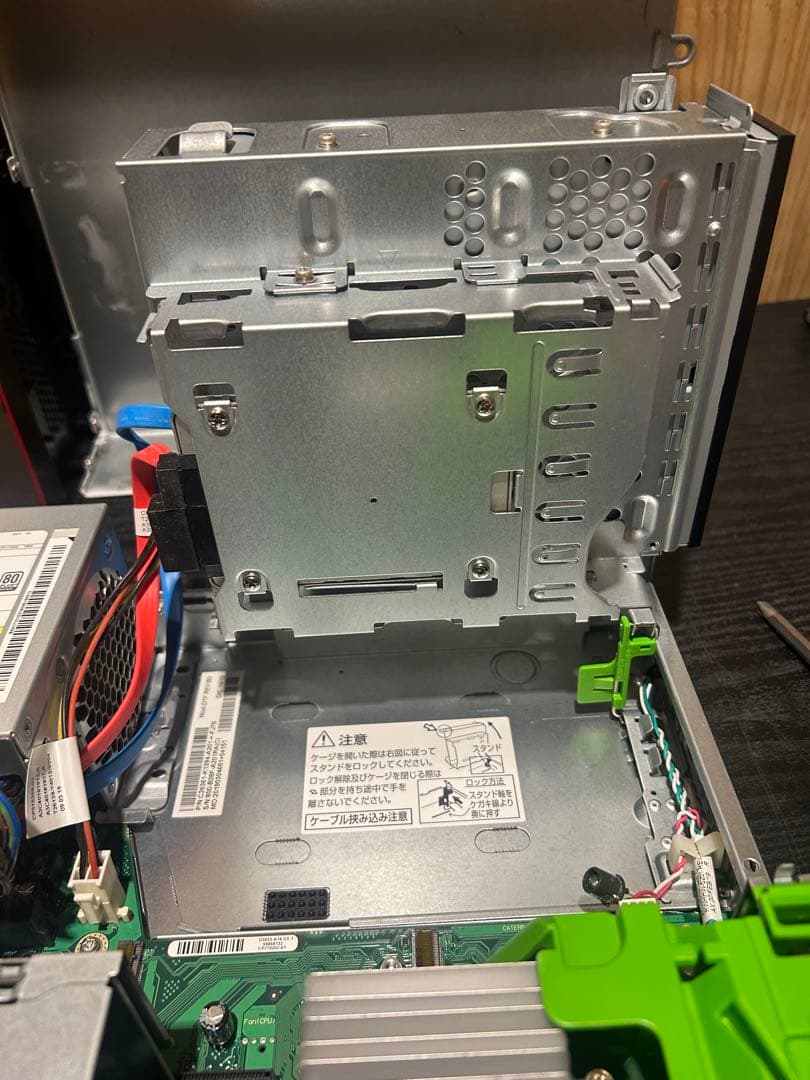 Windowsデスクトップ ESPRIMO D588/VX i7-8700 16GB SSD512GB