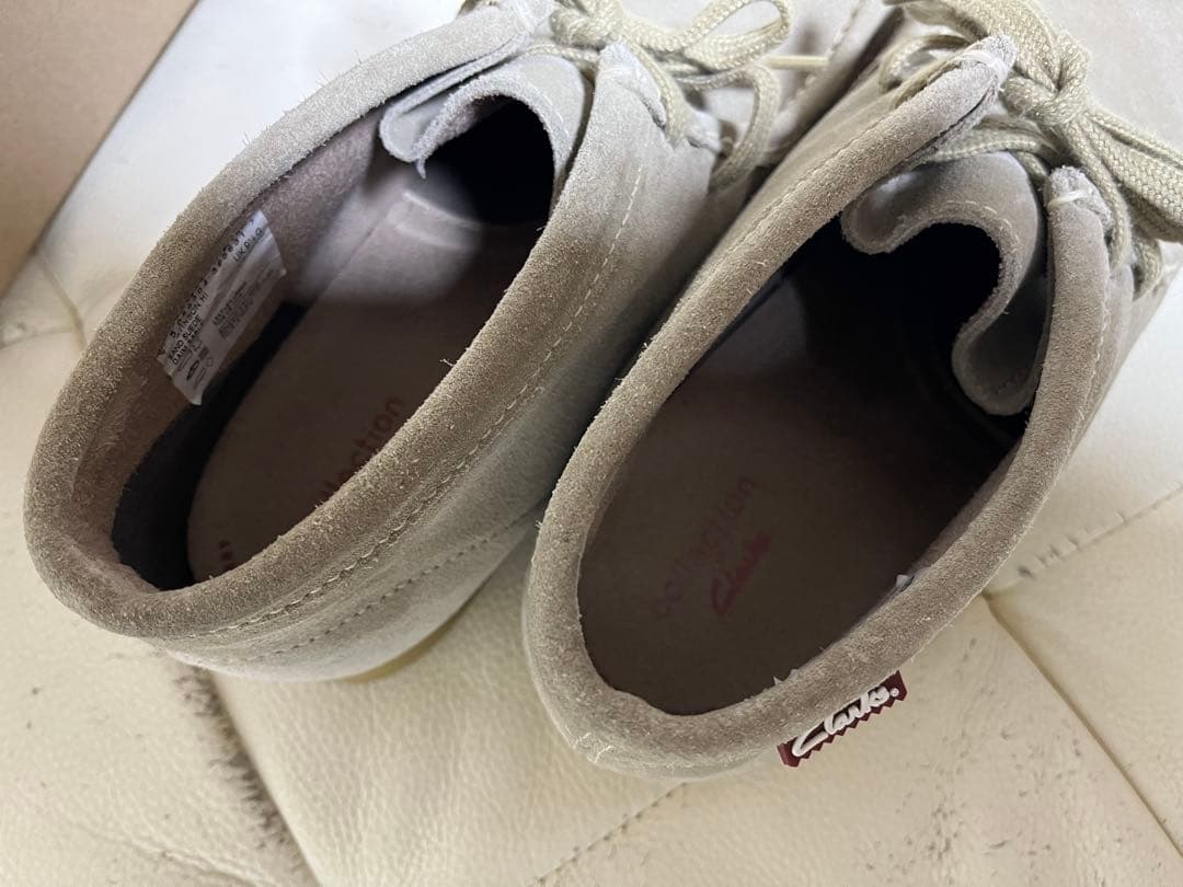Clarks collection ワラビーブーツ ベージュスエード UK9.5