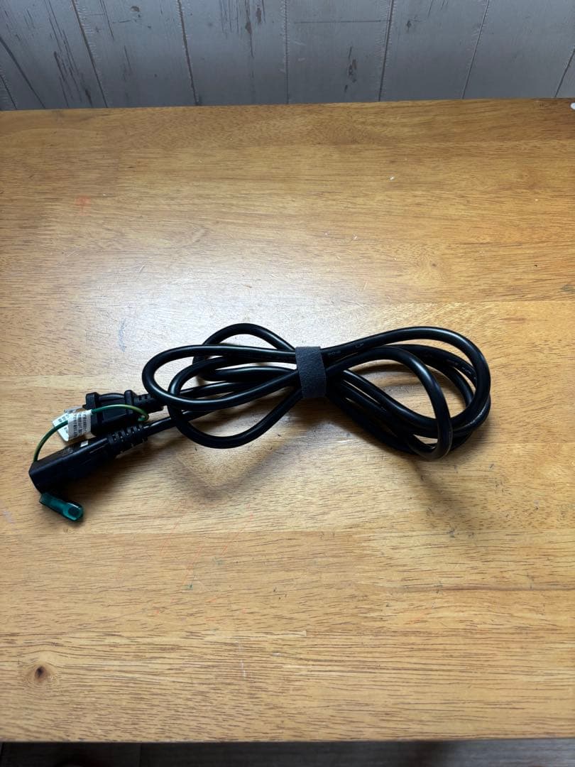 【早い者勝ち】プロジェクター EPSON EB-S04 本体（オマケ付き）