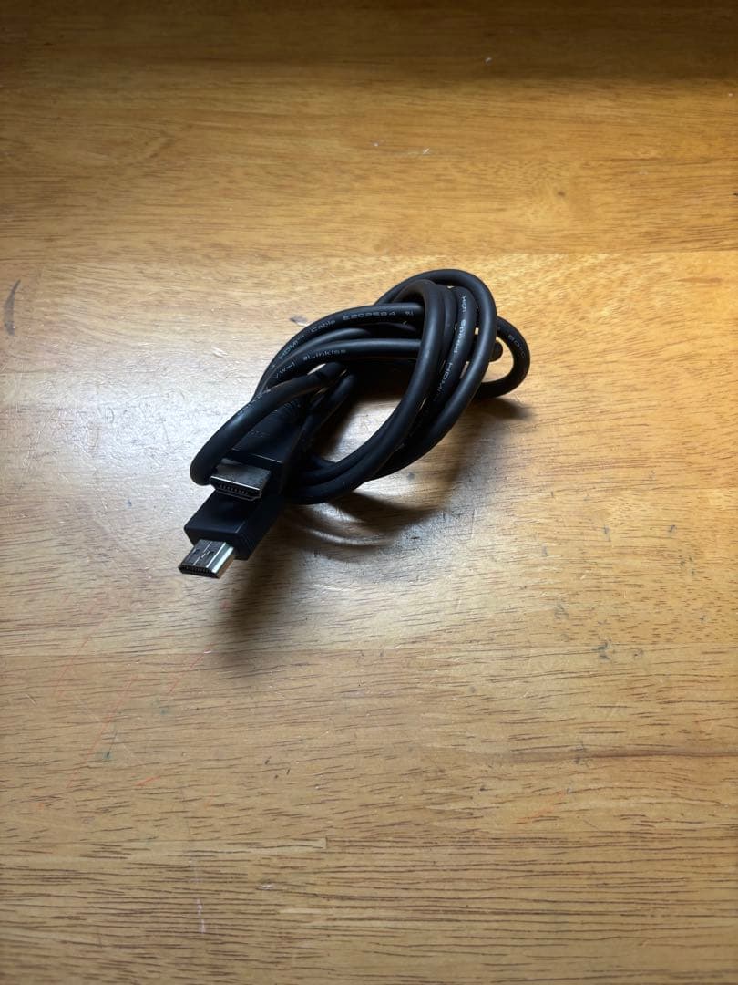 【早い者勝ち】プロジェクター EPSON EB-S04 本体（オマケ付き）