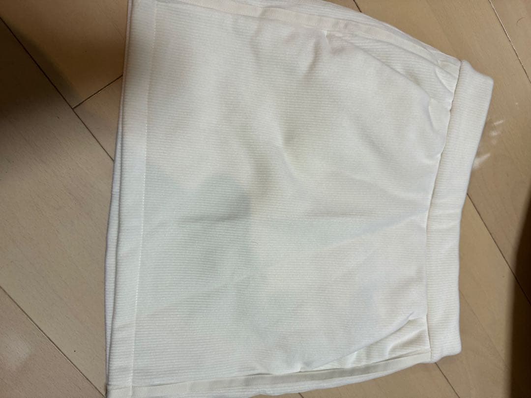 adidasゴルフ　ホワイト　コーデュロイセットアップ