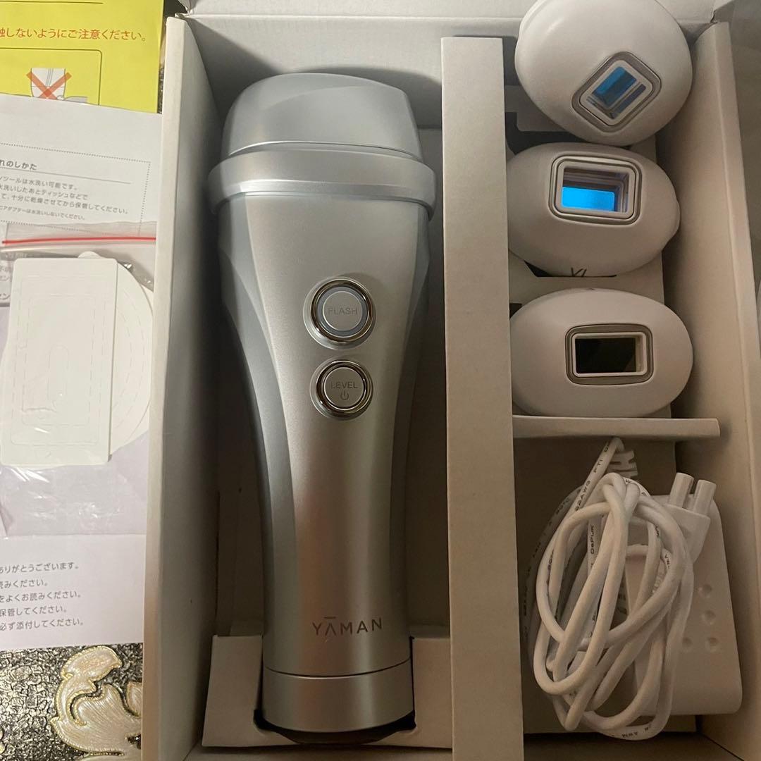 YA-MAN 家庭用光美容器 レイボーテヴィーナス STA-209L