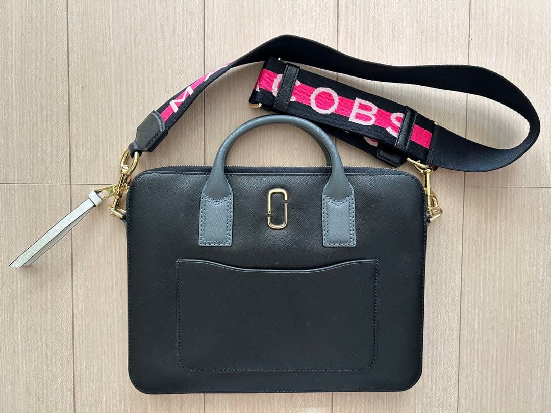 マークジェイコブ　パソコンバッグ