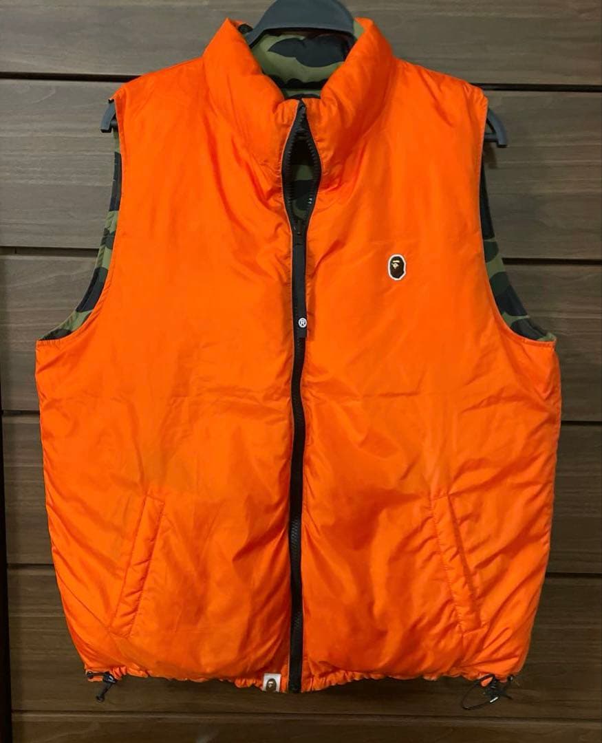 A BATHING APE 迷彩 オレンジ リバーシブル ダウンベスト　エイプ