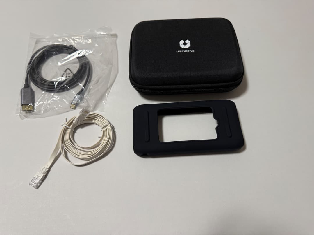 UT2 NAS Crucial SSD搭載 USB接続