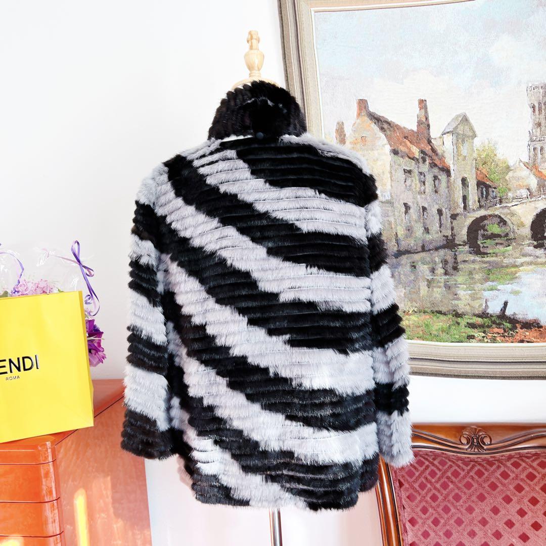 未使用　FENDIフェンディ マフラー付　総ミンク　コート　ブラック ブルゾン