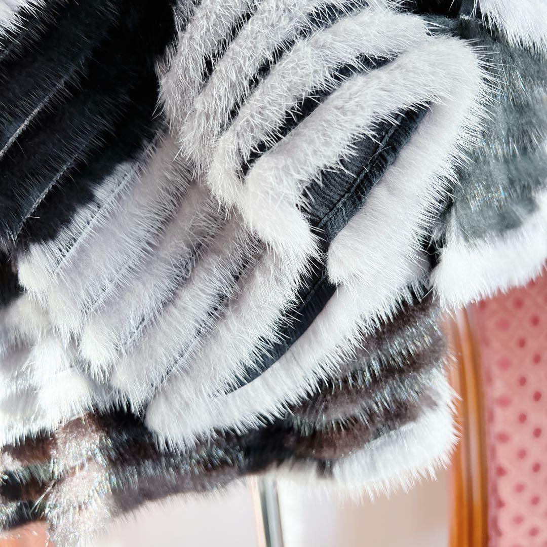 未使用　FENDIフェンディ マフラー付　総ミンク　コート　ブラック ブルゾン