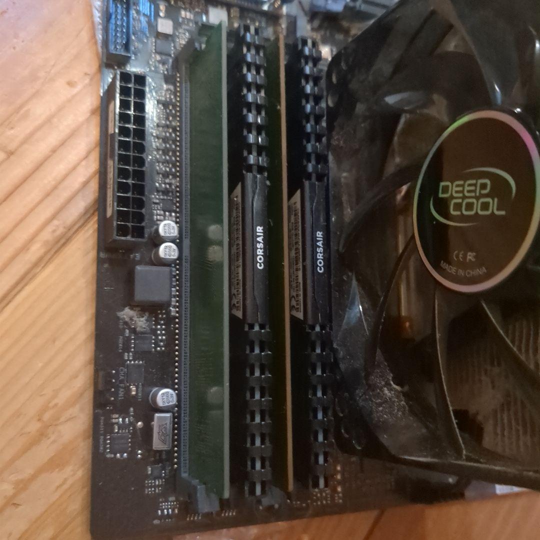 ASUS マザーボード i7-8700k メモリ4GB×4 ジャンク 動作未確認