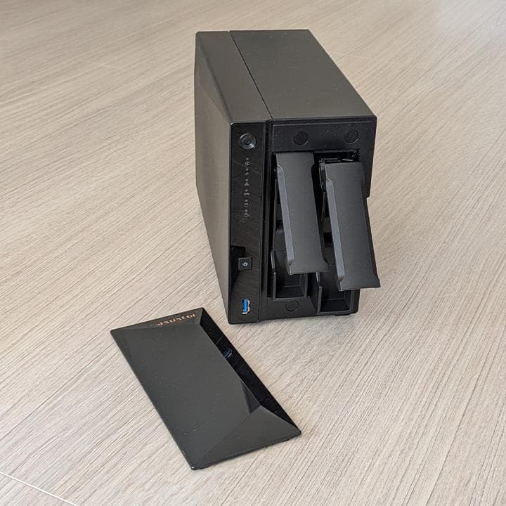 ASUSTOR AS3302T NAS クアッドコア 2.5GbE