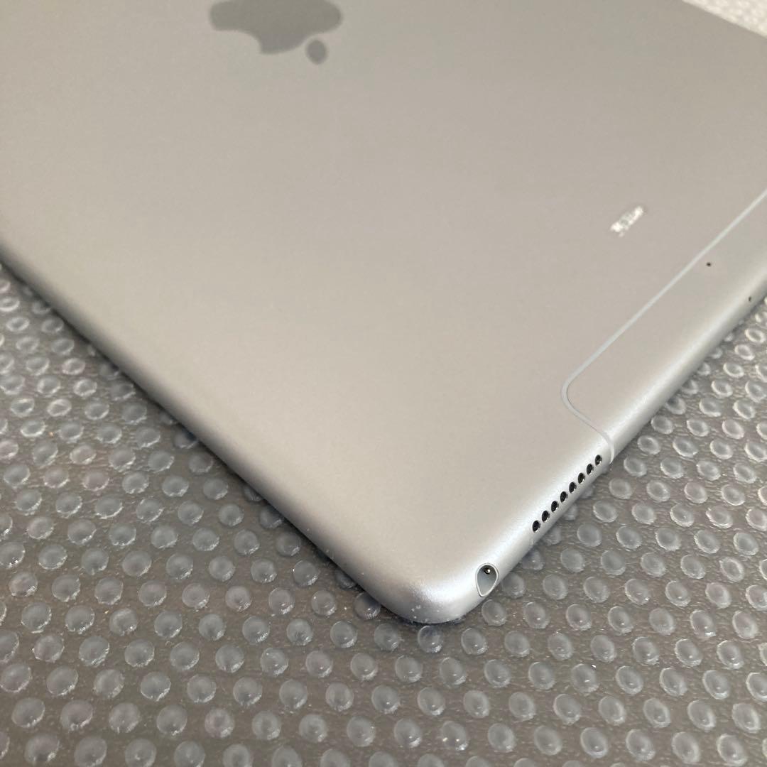 165 電池最良好☆iPad Pro 256GB 10.5インチ SIMフリー☆