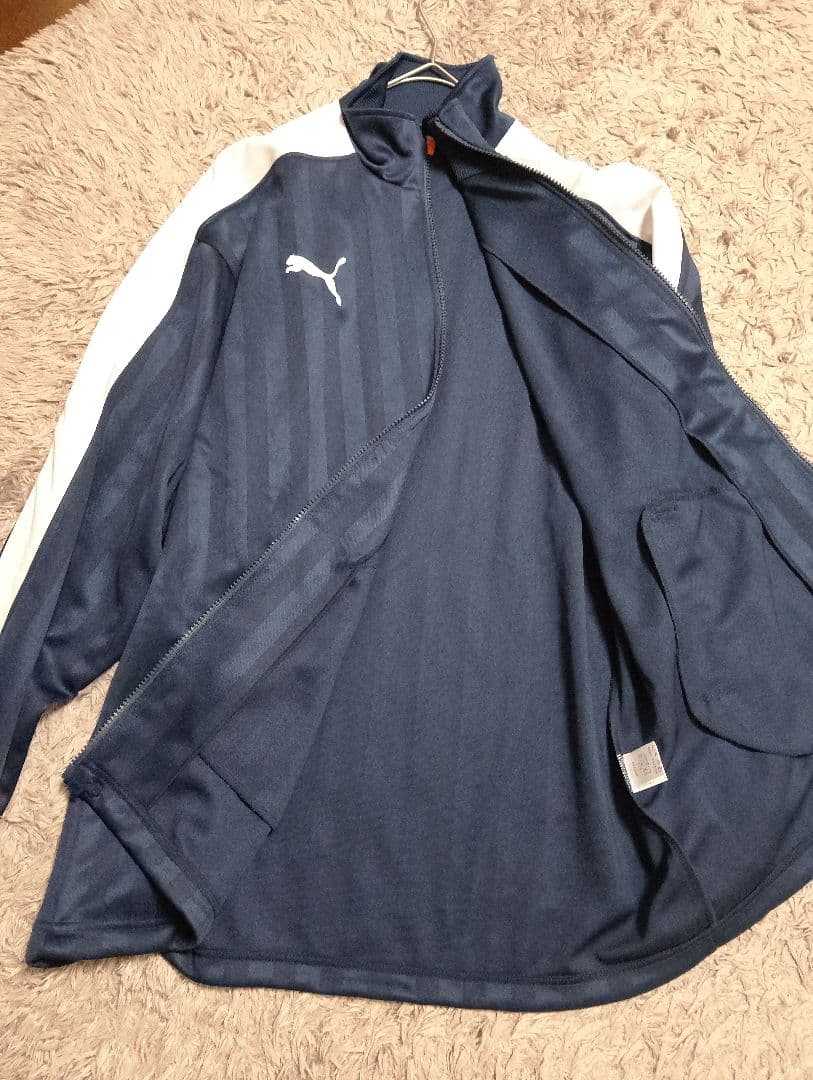 新品PUMAトラックジャケットパンツジャージ刺繍ロゴ 紺✕白Ｌ〜O日本製