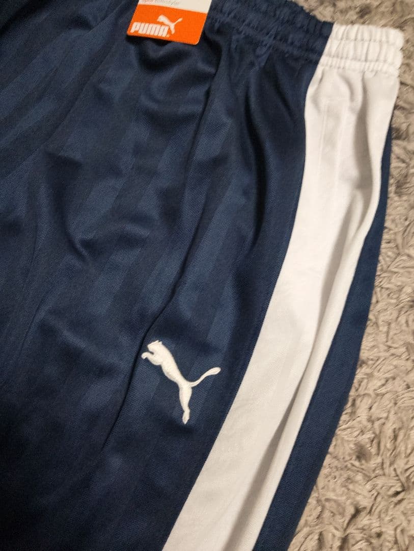 新品PUMAトラックジャケットパンツジャージ刺繍ロゴ 紺✕白Ｌ〜O日本製