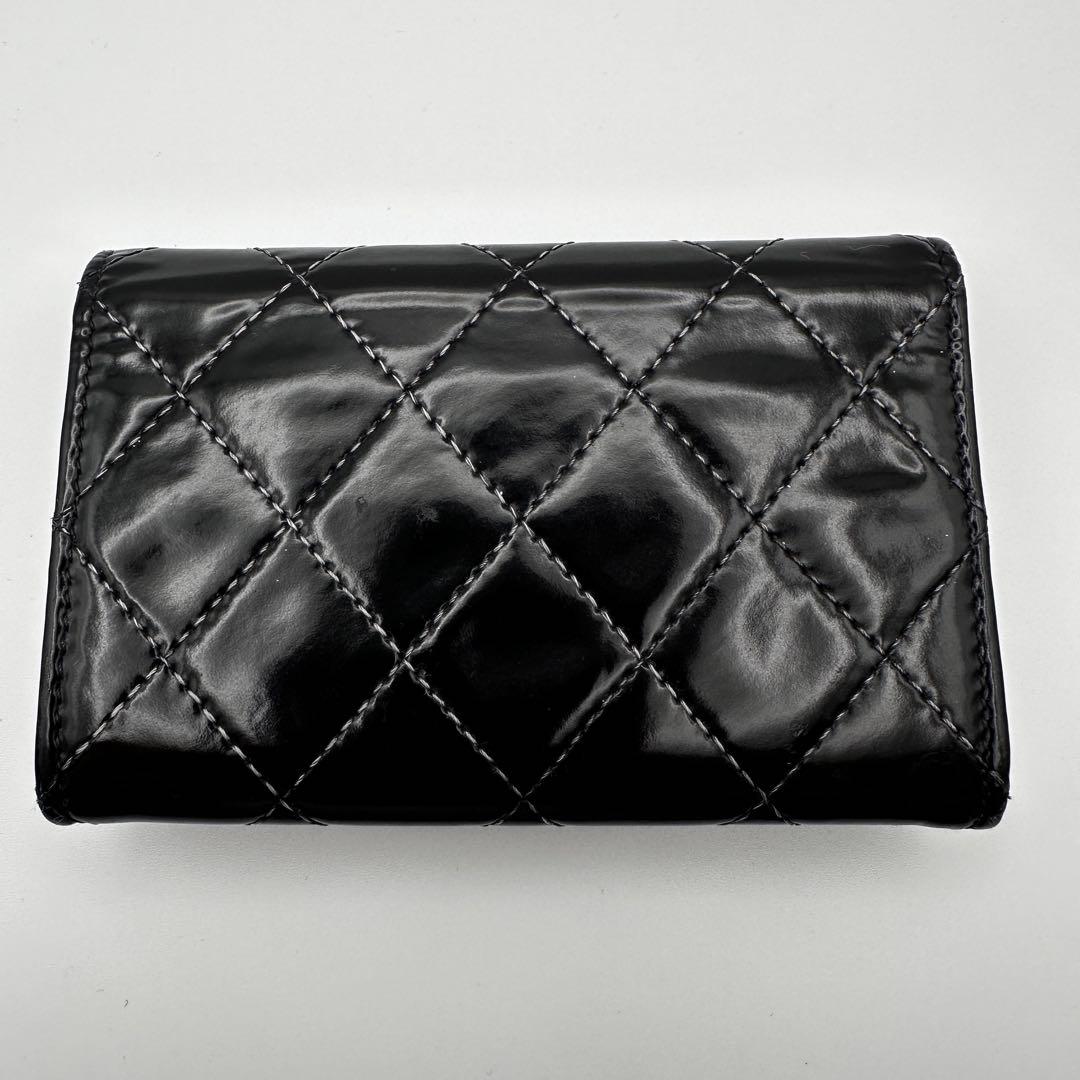 シャネル 財布 エナメル マトラッセ ケース シルバー金具