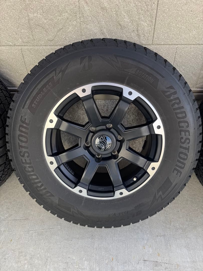 スタッドレスタイヤホイール　タイヤチェーン　265 65 17 ※引き取り専用