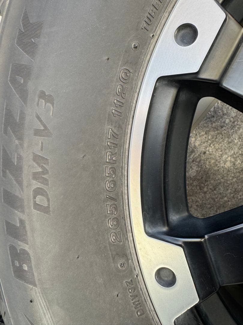 スタッドレスタイヤホイール　タイヤチェーン　265 65 17 ※引き取り専用