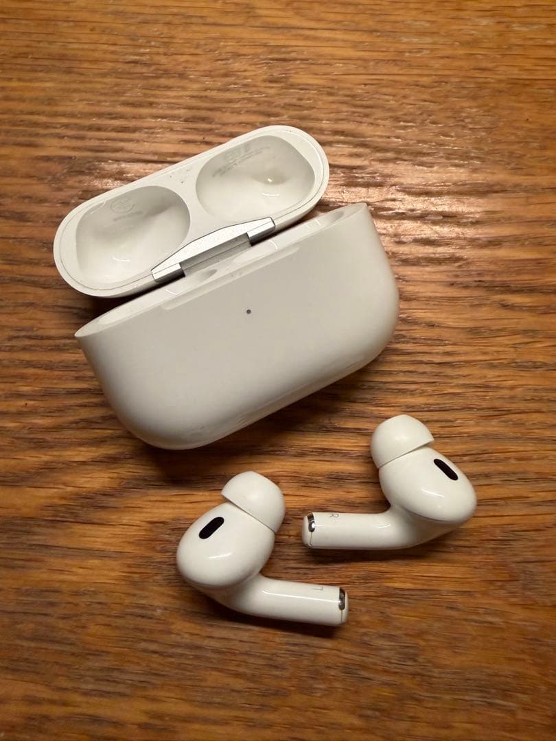 AirPods Pro 2 本体 付属品ケース付き