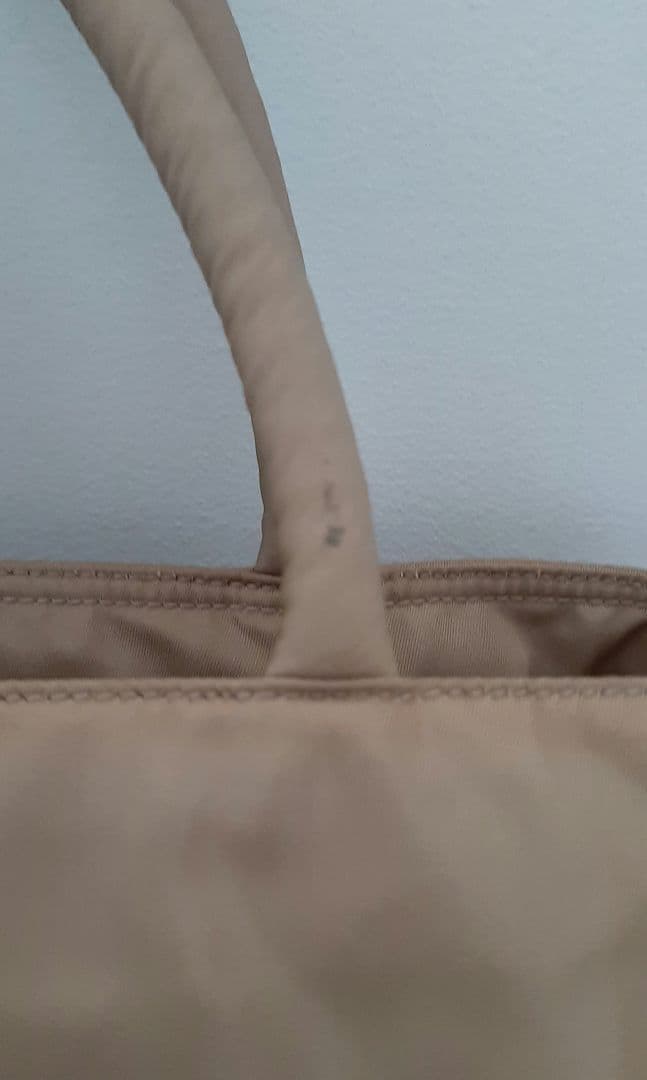 PRADA ベージュ ハンドバッグ