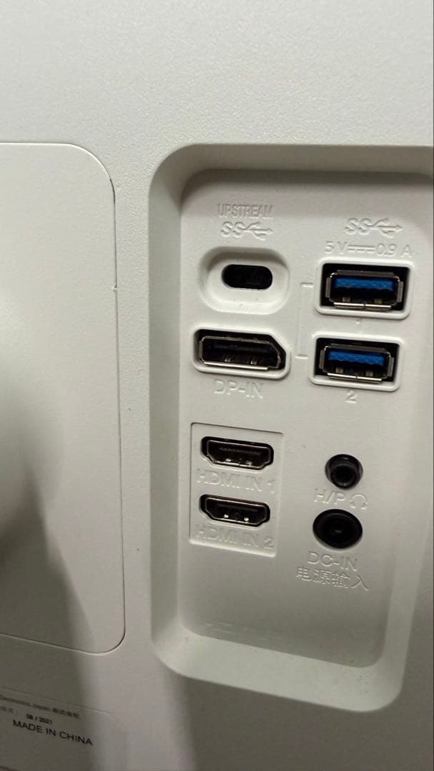 LG 4Kモニター 32UP550N-W 31.5インチ