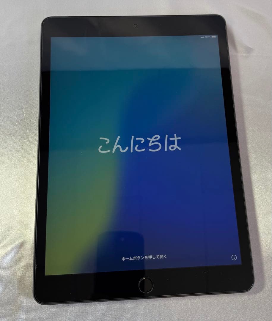 iPad 8th 32GB Wi-Fi+cellular SIMフリーおまけ付