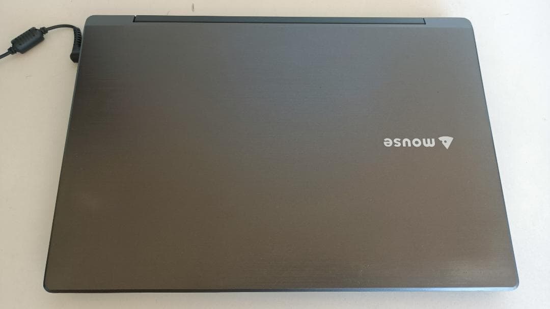⭐️ノートパソコンmouse 第六世代Core i3 SSD256G メモリ8G