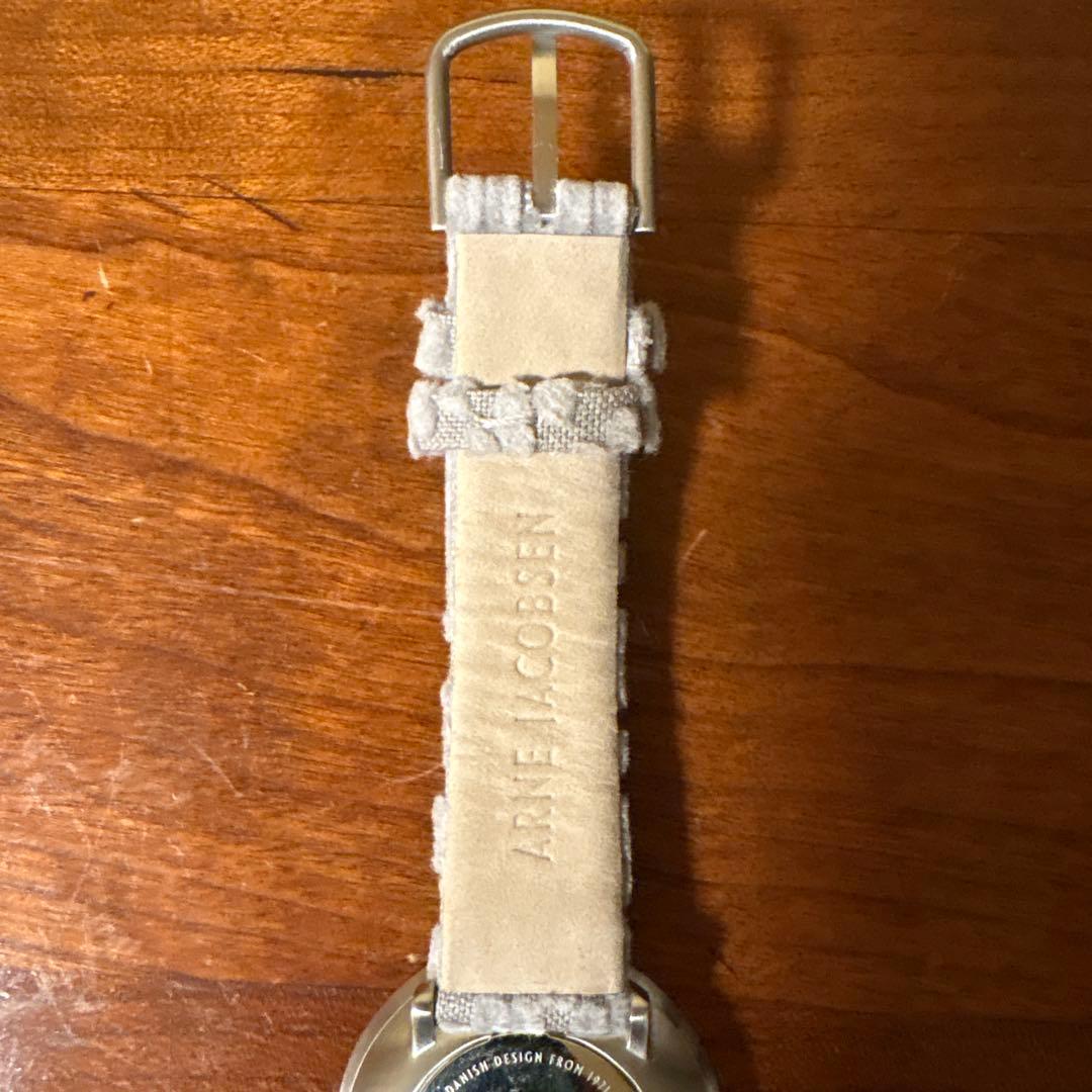 ミナ ペルホネンとアルネ・ヤコブセンウォッチ　コラボWatch