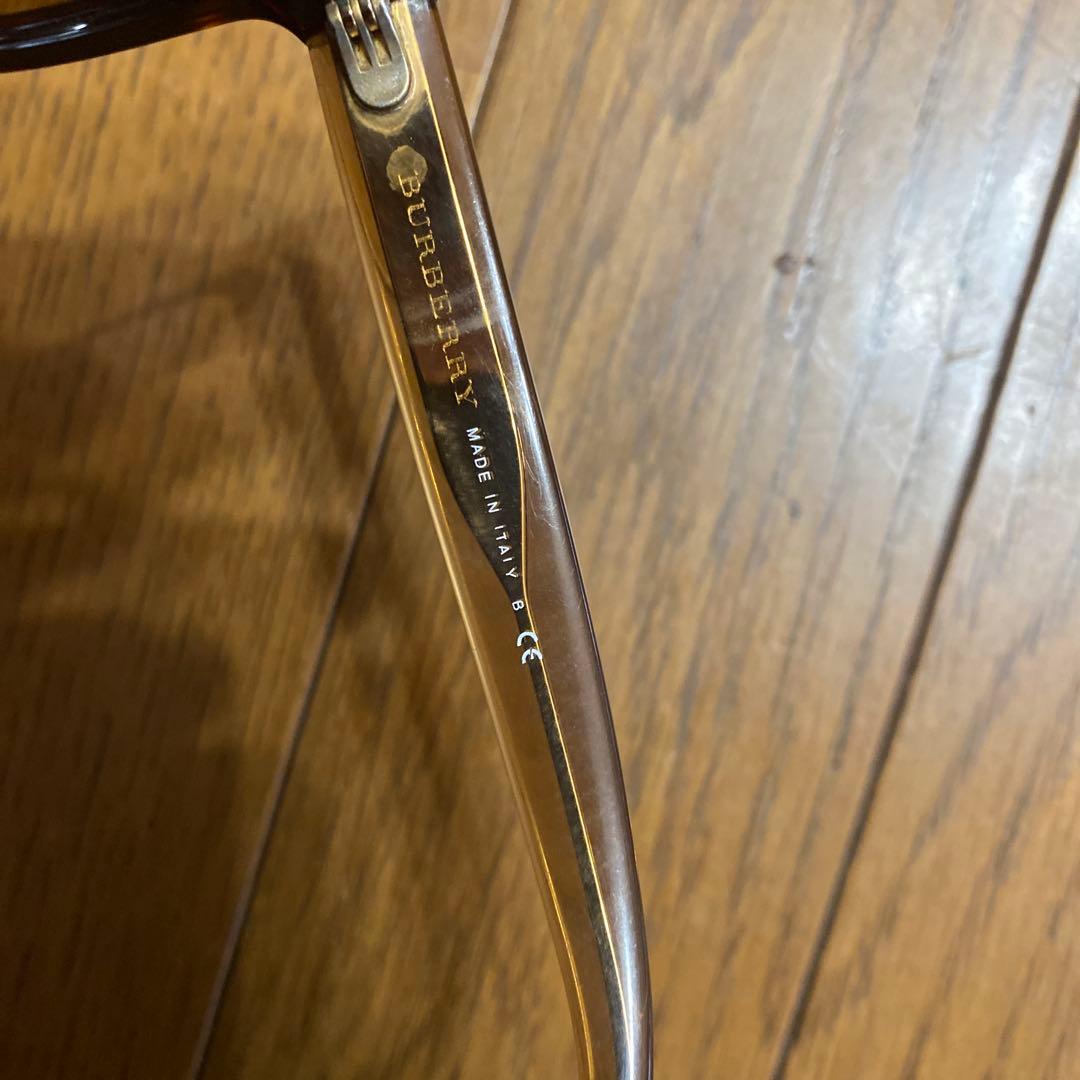 BURBERRY ブラウン キャットアイ サングラス