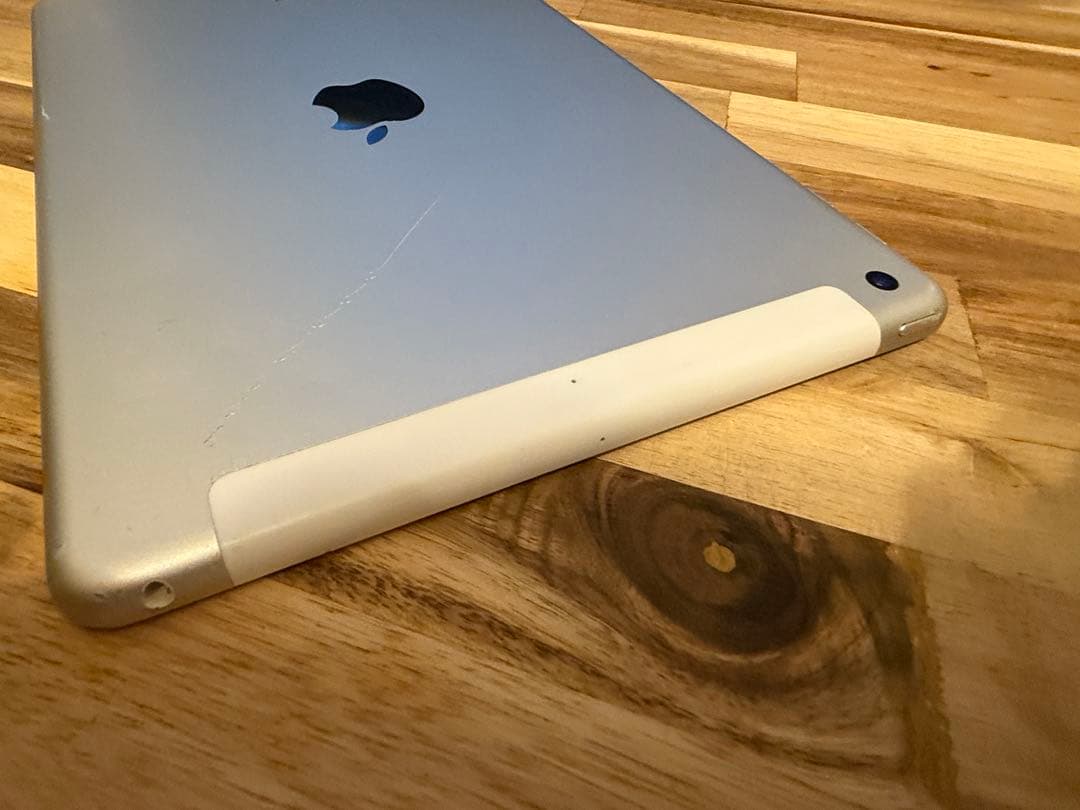 iPad 第６世代 32GB Cellularモデル