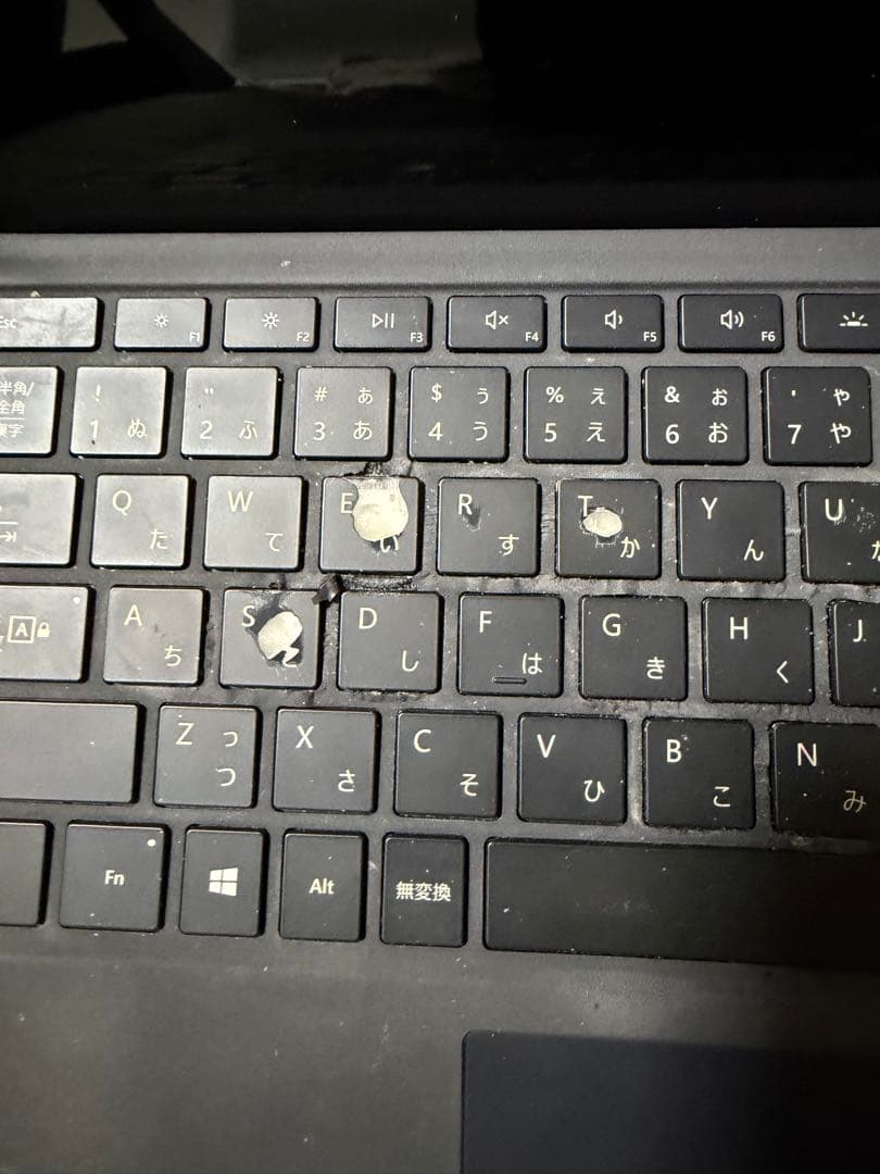 Microsoft Surface Pro 5シルバー キーボードカバー付き