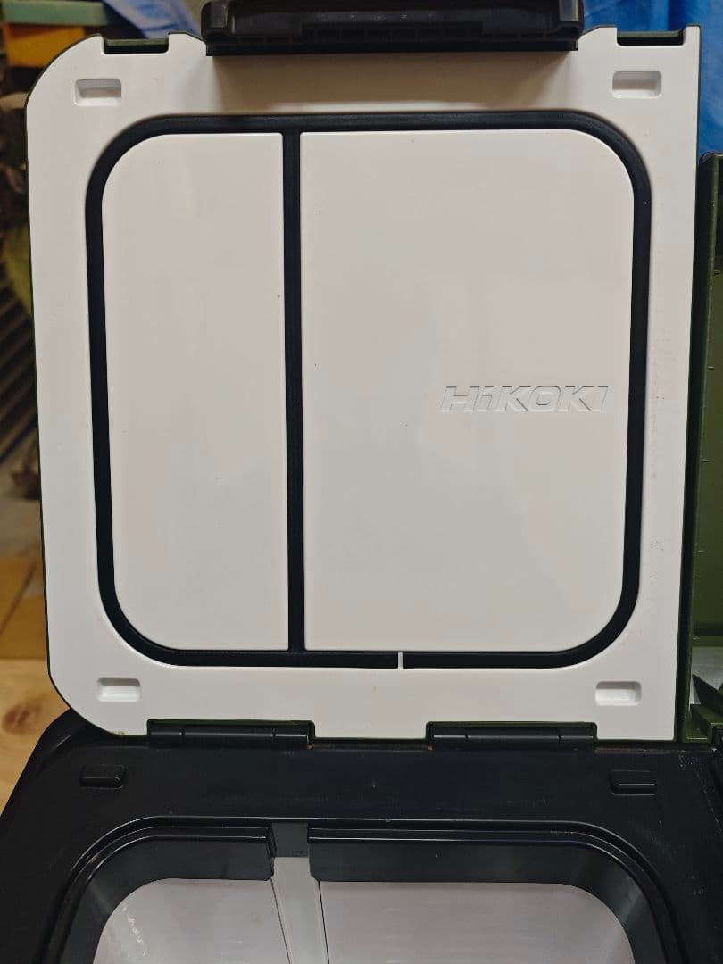 HiKOKI UL18DD　コードレス 冷温庫　10.5L