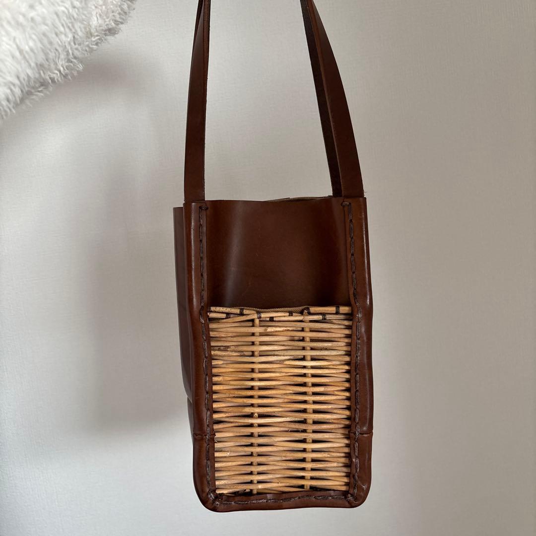 ブラウンレザーかごバッグ