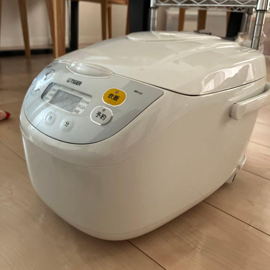 TIGER 炊飯器 JBH-G1 ホワイト