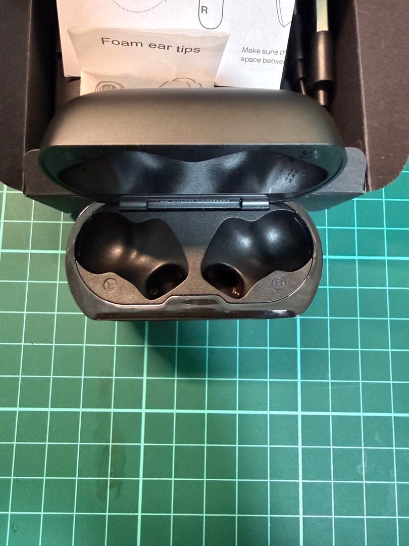 JBL Tour Pro 3 ケース付き　開封後15分だけ使いました