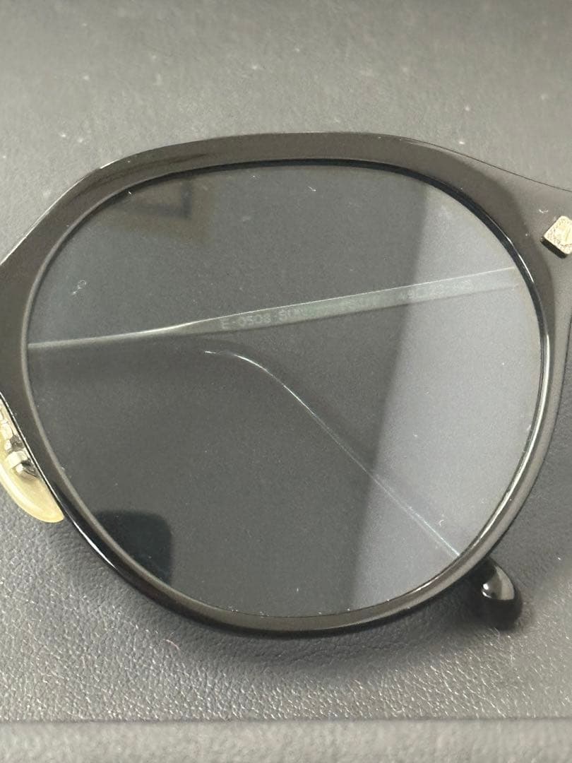 EYEVAN サングラス ケース付き