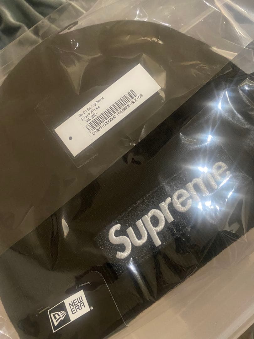 値下げ‼️Supreme x New Era Box Logo Beanie