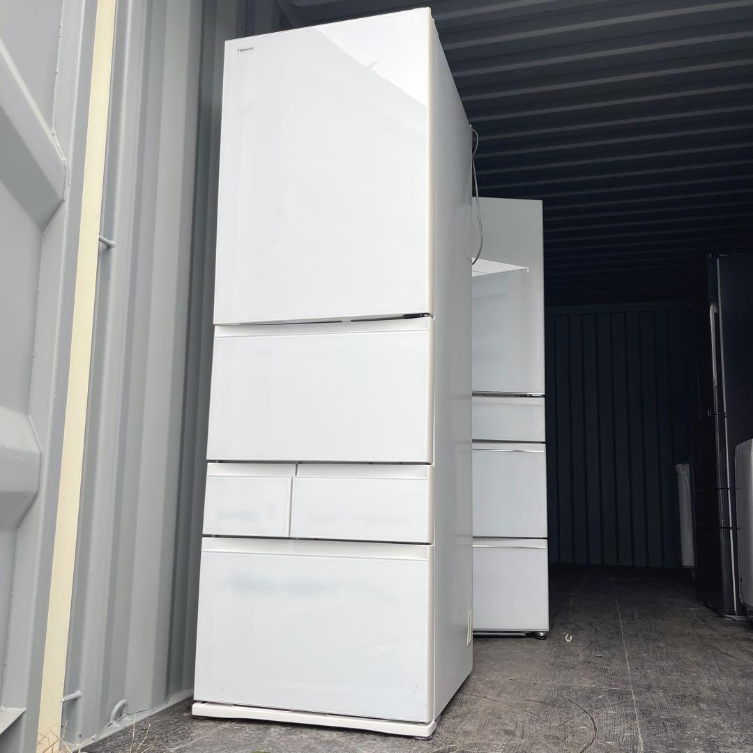 36取付無料！東芝ベジータ真ん中野菜室 自動製氷付きホワイト5ドア冷蔵庫！