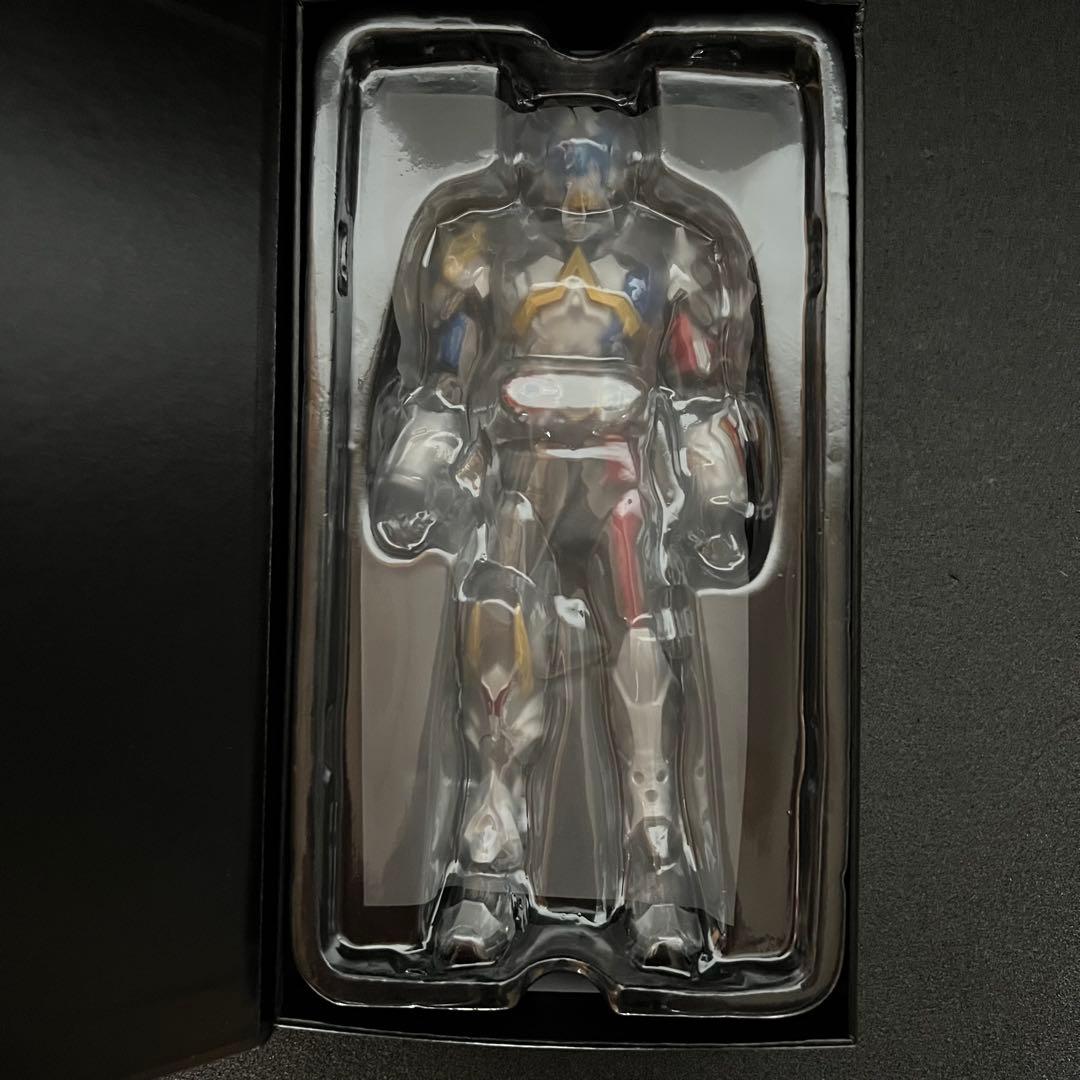 中動玩具 1/10『超限闘神』+『鎧勇士』可動フィギュア4体セット　まとめ売り