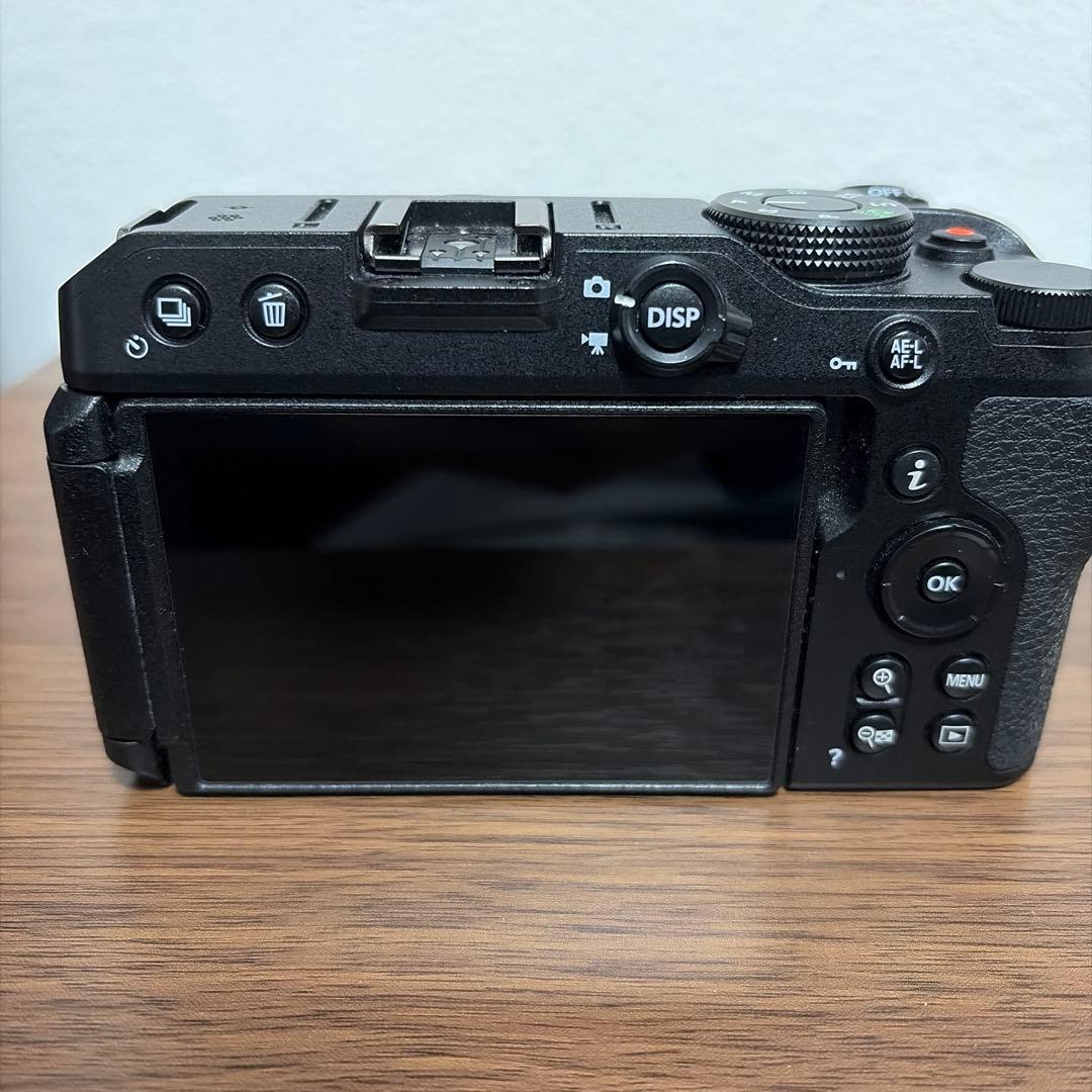 Nikon Z30 ミラーレス一眼カメラ 本体