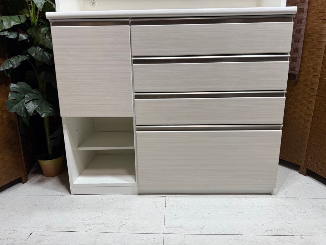 訳あり！ニトリ　キッチンボード120KB WH