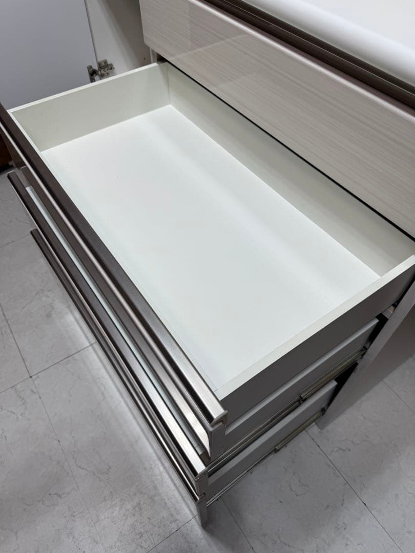 訳あり！ニトリ　キッチンボード120KB WH