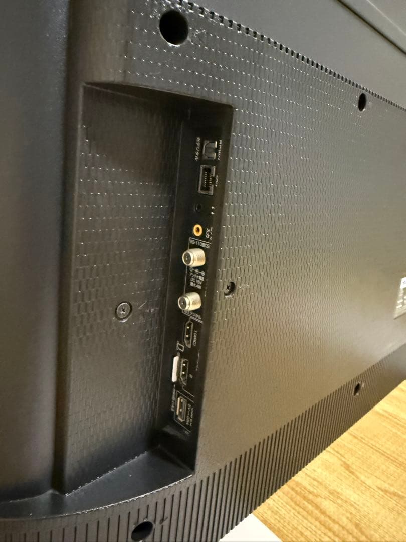 美品TCL 40S5200B 2022年製　⭕️ 地上 BS/CS、スマートテレビ