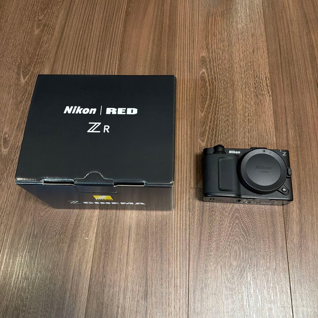 Nikon ZR ほぼ新品