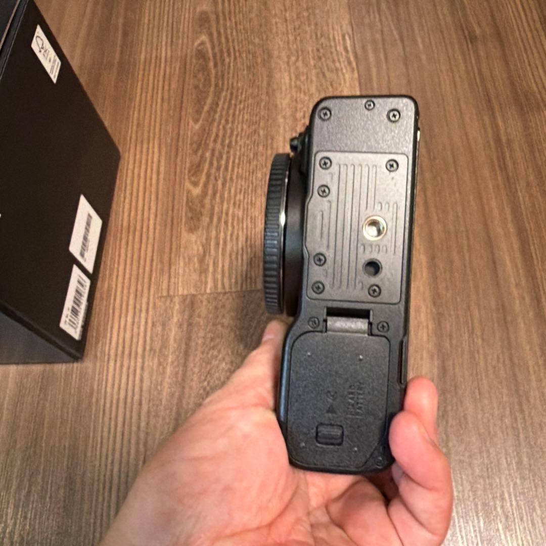 Nikon ZR ほぼ新品