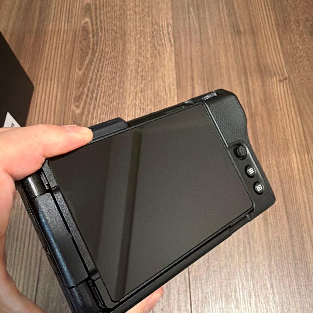 Nikon ZR ほぼ新品