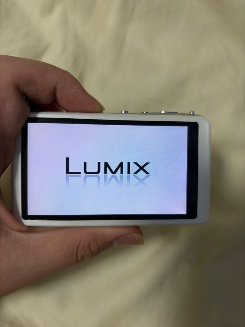 LUMIX DMC-FX77ホワイト バッテリーチャージャー付き