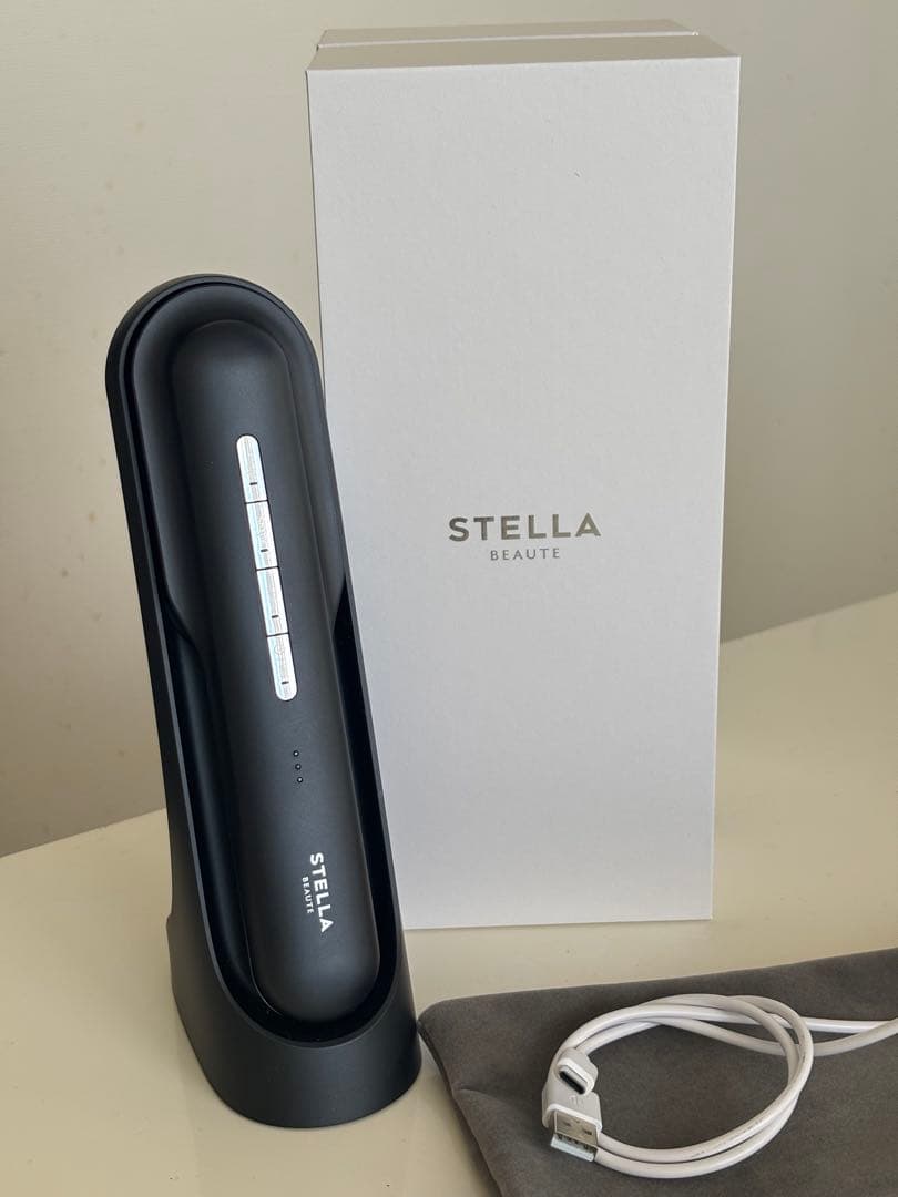 美容家石井美保さん絶賛　STELLA レーザー&EMSリフトブラシPRO箱付き