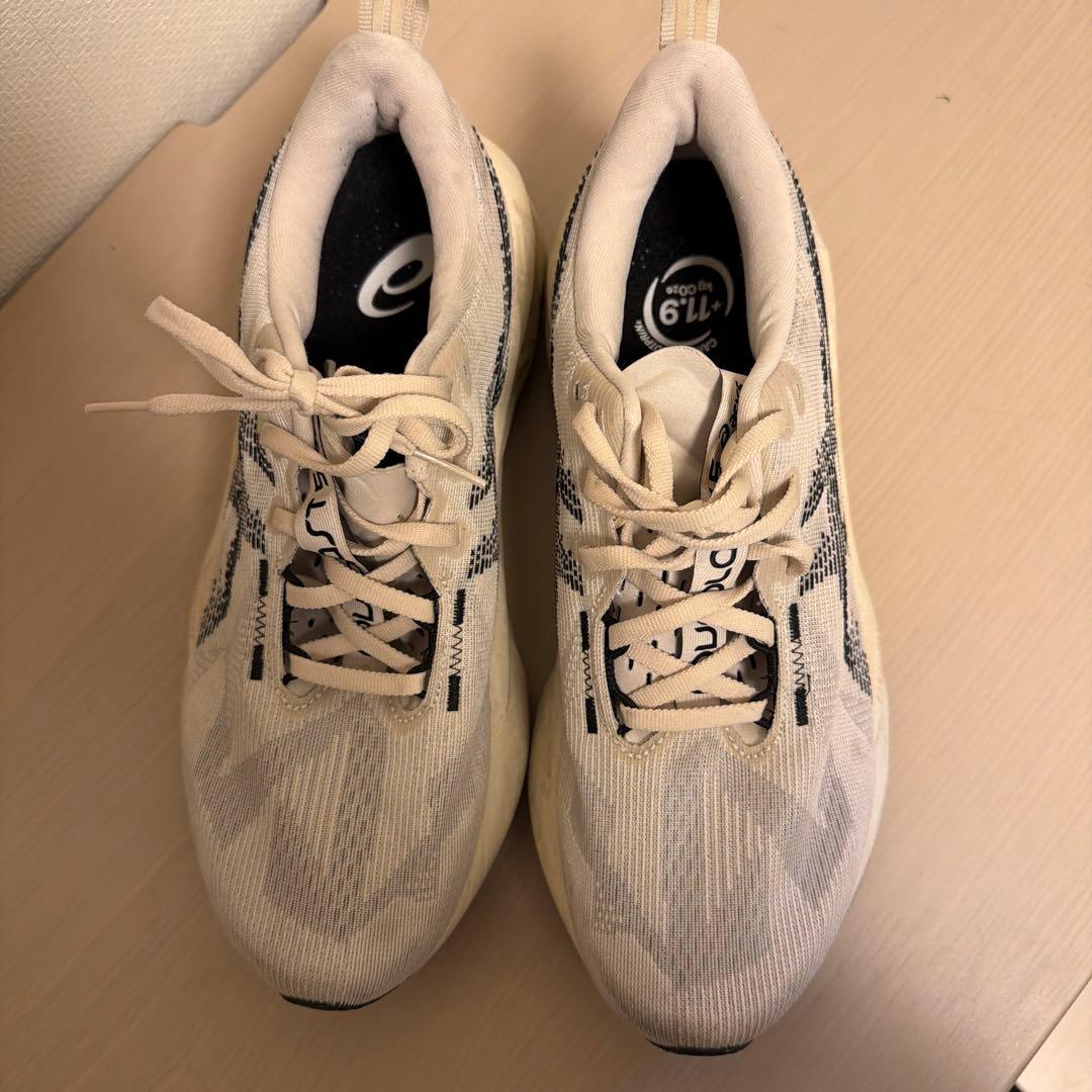 N*y様 ASICS NOVABLAST 5（ノヴァブラスト5）　25.5 アシ