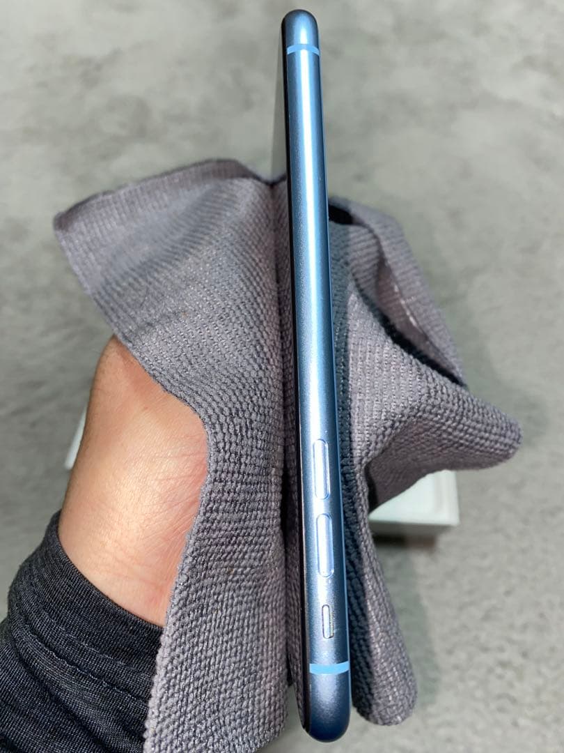 iPhone XR 128GB ブルー SIMフリー ジャンク